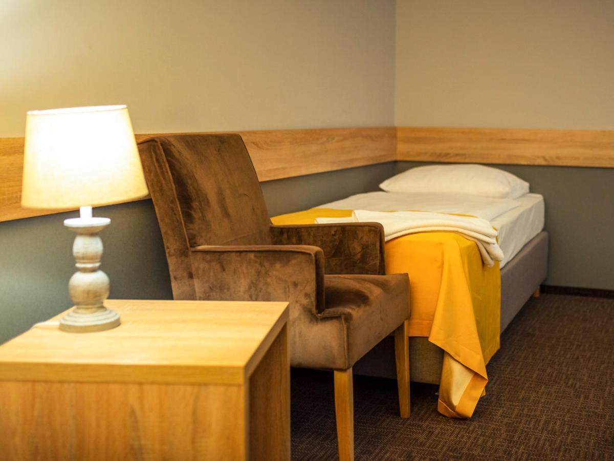Hotel Muzakowski Łęknica Esterno foto