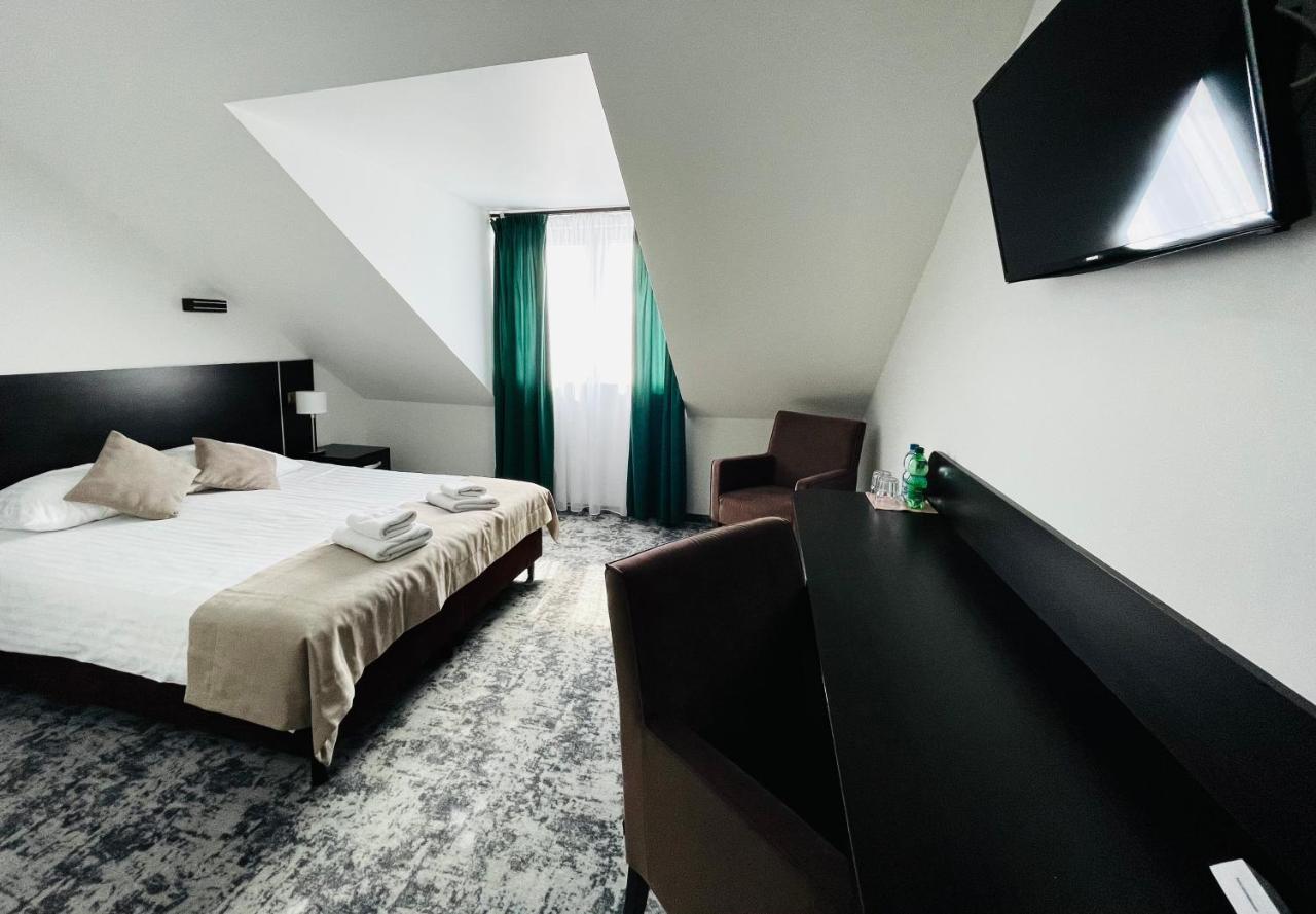 Hotel Muzakowski Łęknica Esterno foto