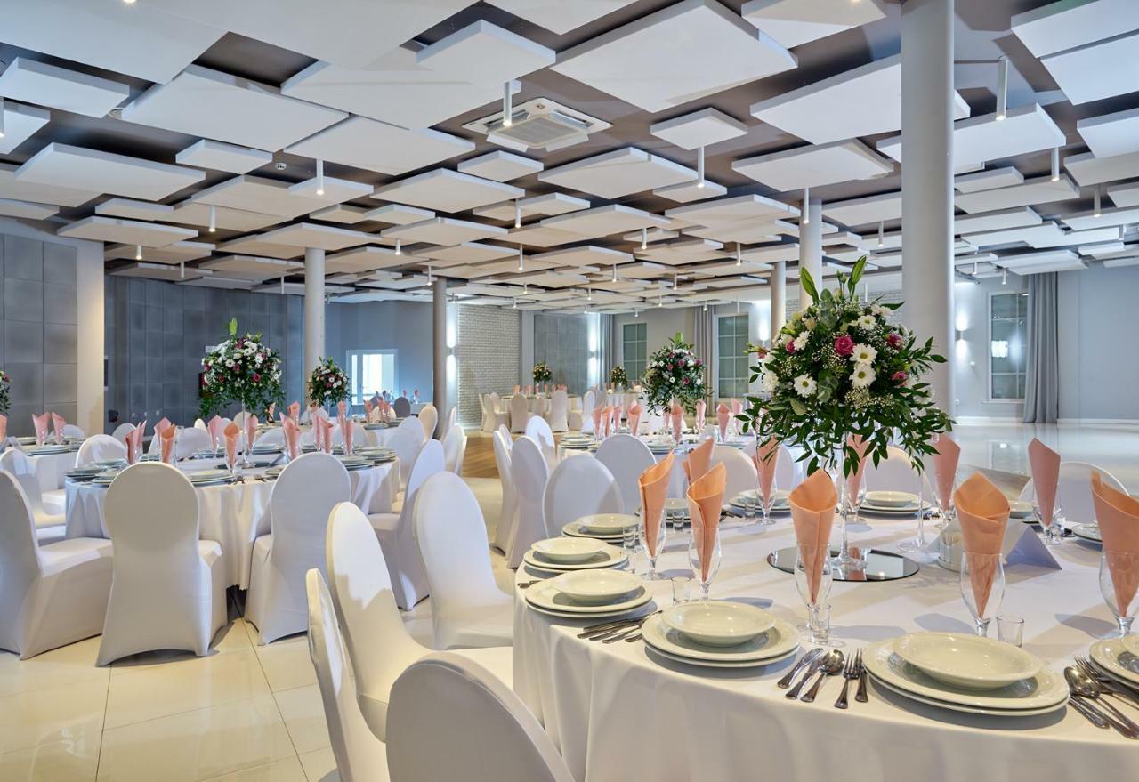 Hotel Muzakowski Łęknica Esterno foto